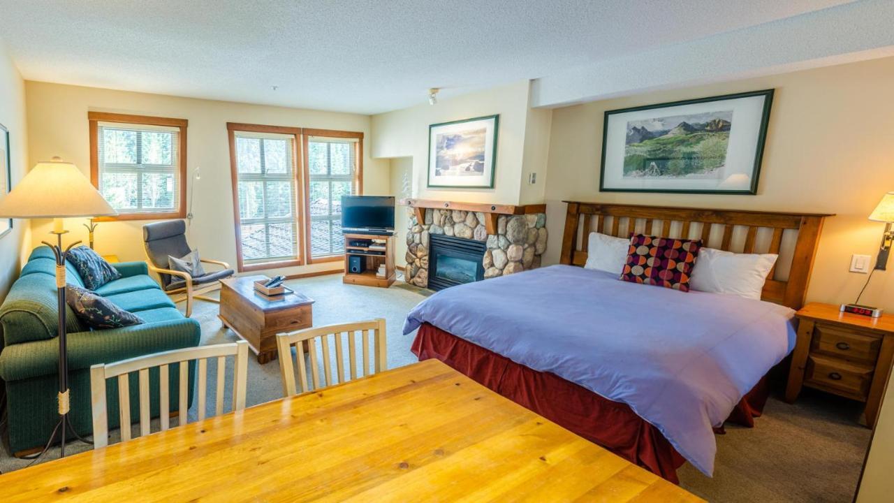 Holiday Home Sun Peaks Esterno foto